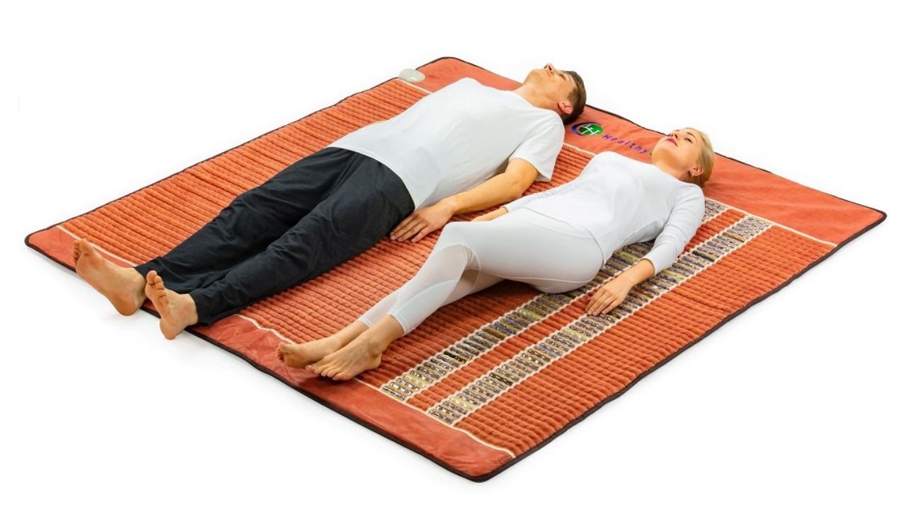 Healthyline Gemstone Heat Therapy: 5 Therapies in One Mat